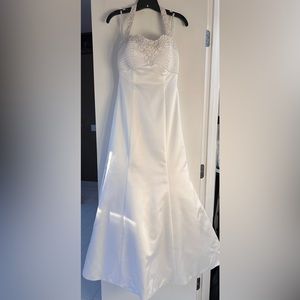 David’s Bridal Mermaid Wedding Dress